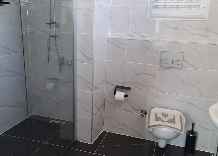 Oda ve Kahvaltı Ephesians 3*